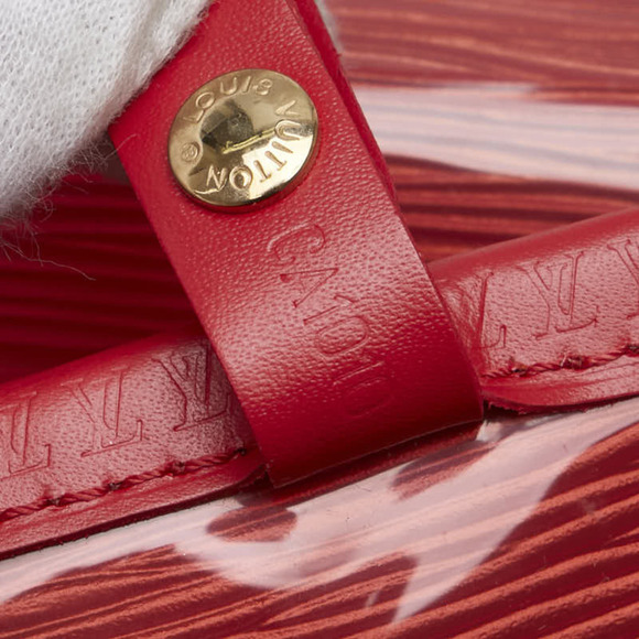 LOUIS VUITTON Red Leather Pouch - Picture 8 of 11